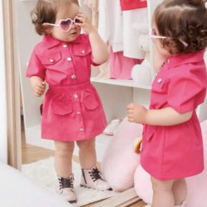 Conjunto camisa y falda rosa fucsia