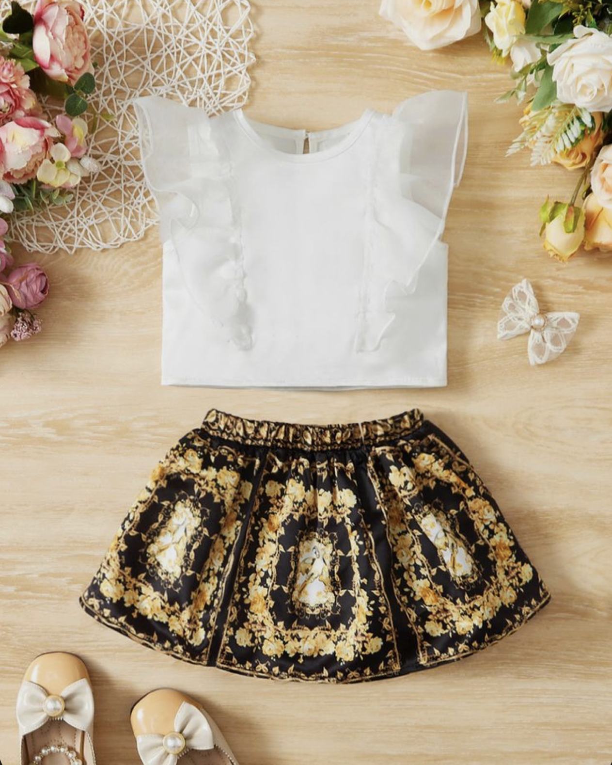 Conjunto blusa y falda con estampado de pañuelo