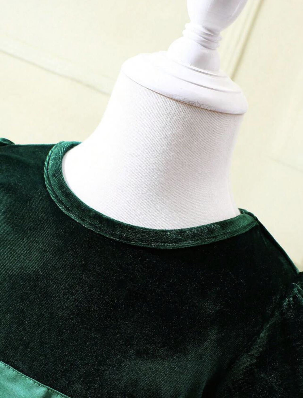 Vestido con manga farol con lazo delantero de terciopelo - Imagen 4