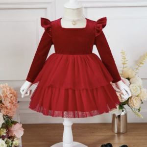 Vestido cuello cuadrado bajo a capas burdeos