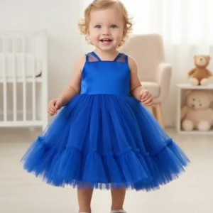 Vestido de fiesta acampanado con dobladillo de malla en contraste