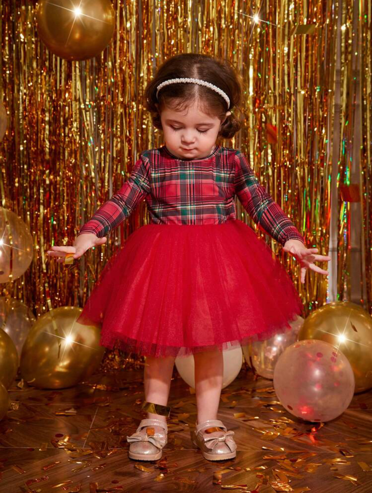 Vestido de tartán bajo con malla