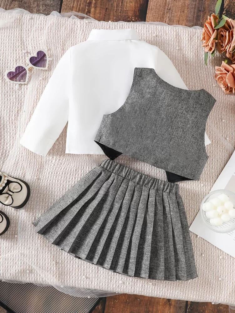 Conjunto de 3 piezas gris estilo preppy - blusa, chaleco y falda plisada
