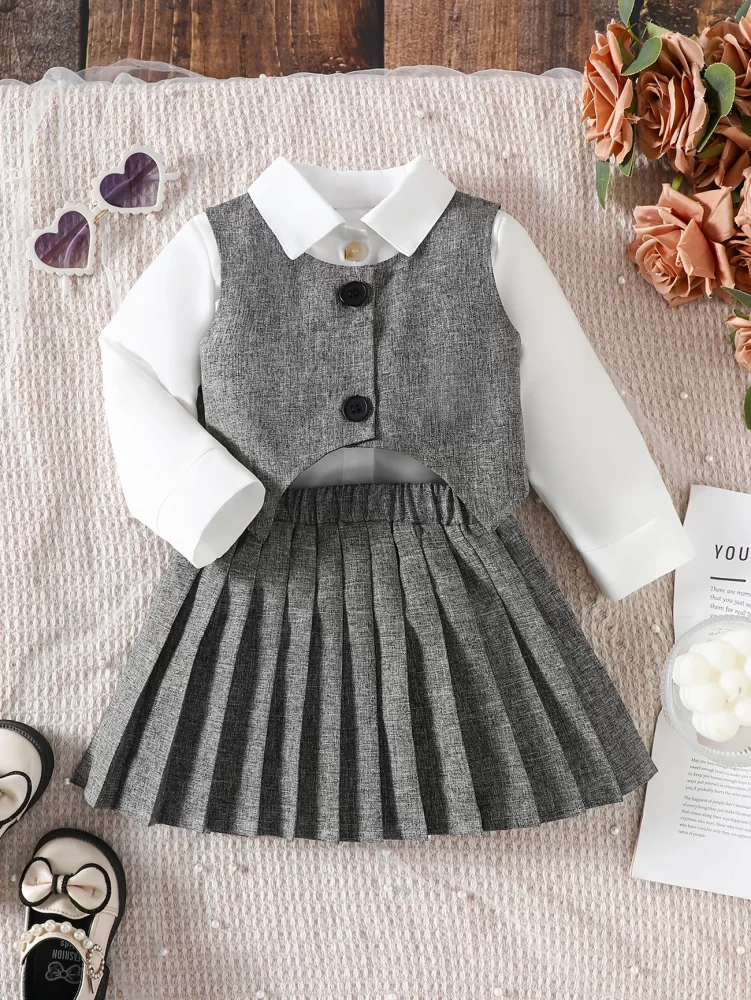Conjunto de 3 piezas gris estilo preppy - blusa, chaleco y falda plisada