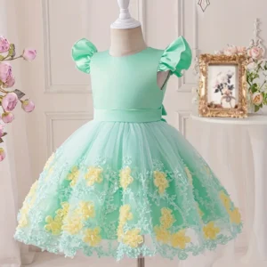 Vestido fiesta verde menta con tul y bordados florales