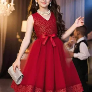 Vestido elegante sin mangas con escote en V y bajo de malla