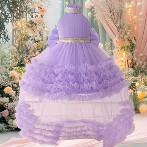 Vestido lila de tul cuello Halter con lentejuelas doradas