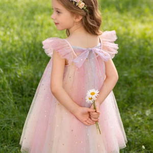 Vestido de tul degradado con apliques dorados