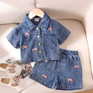 Conjunto 2 piezas de mezclilla prelavado con lazos