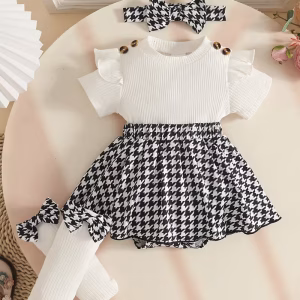 Romper vestido corta con cuello redondo con medias y cintillo