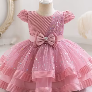 Vestido rosa vieja con tul apliques brillosos y lazo en el centro