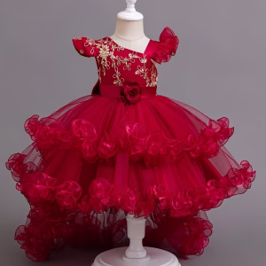 Vestido rojo carmesí doble capa de tul con colita de pato