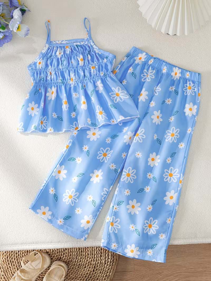 Top camisola con goma elástica y pantalón recto estampado margaritas