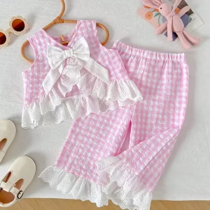 Conjunto 2 piezas blusa con pantalón diseño a cuadros rosado