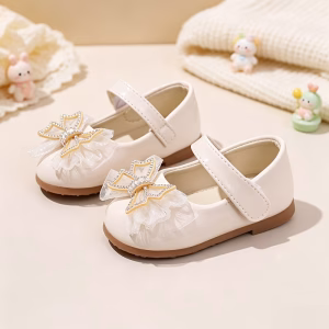 Zapatos beige con lazo suela suave