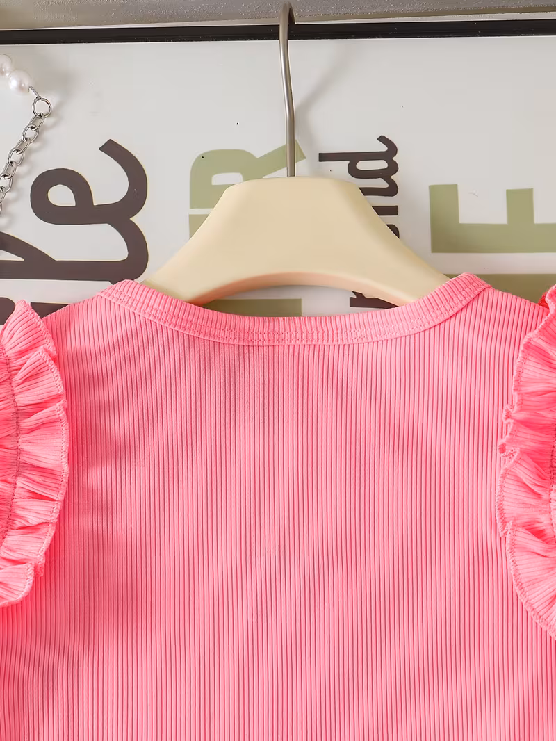 Conjunto blusa rosada con falda mezclilla bordado de cereza