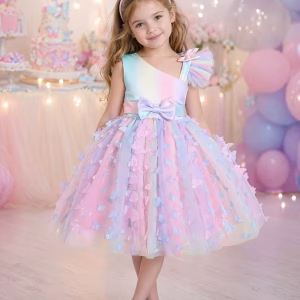 Vestido con lazo de arcoíris con mariposas 3D